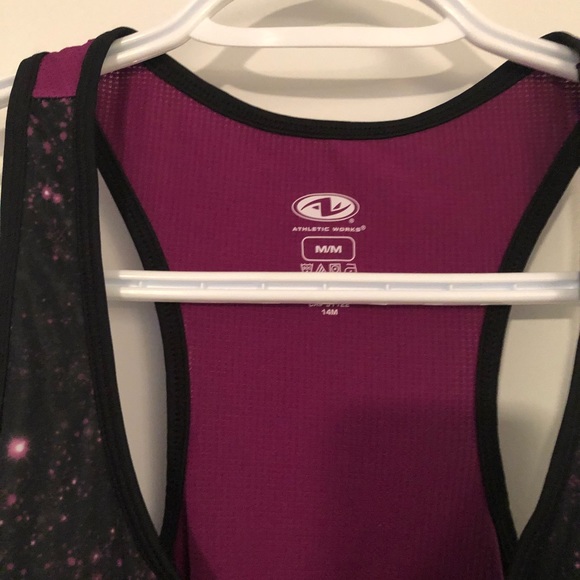 Racer back tank - Picture 3 of 4